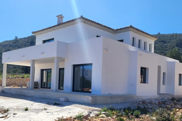 4 bed villa in Pedreguer