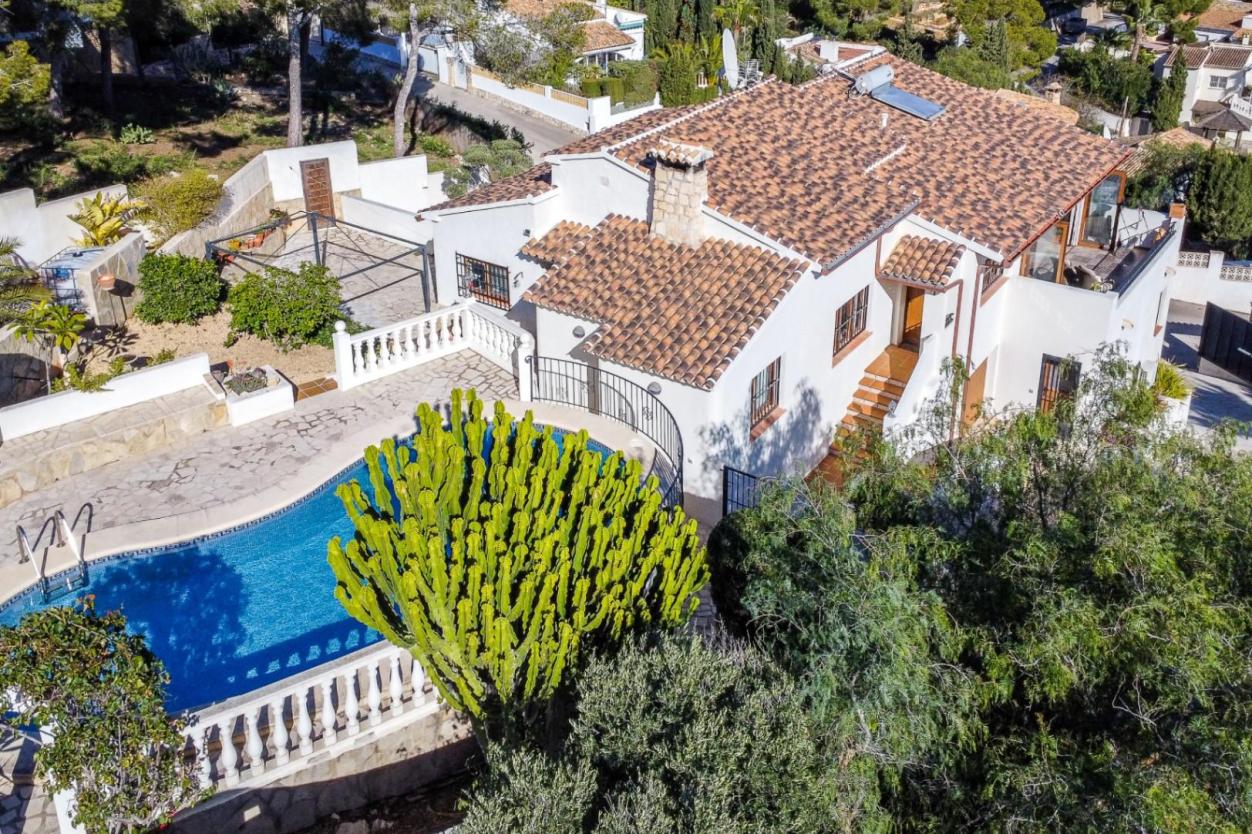 4 bed villas in Moraira