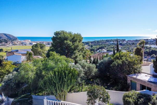 4 bed villas in Moraira