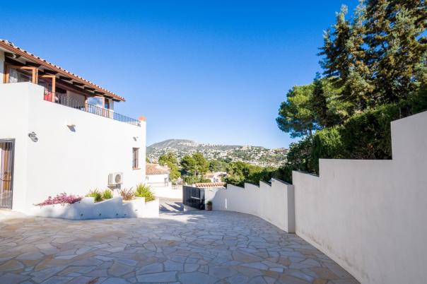 4 bed villas in Moraira