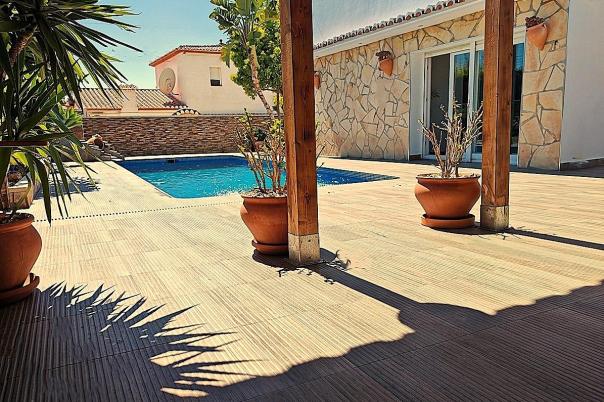 4 bed villas in Calpe / Calp