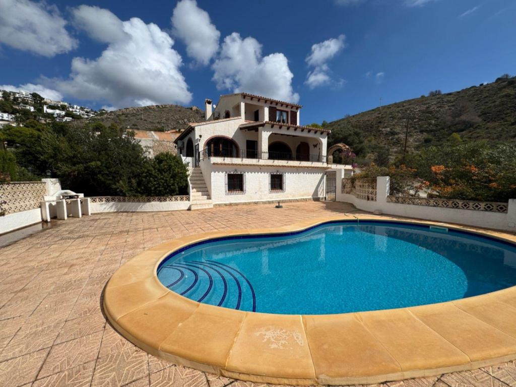 3 bed villa in Moraira