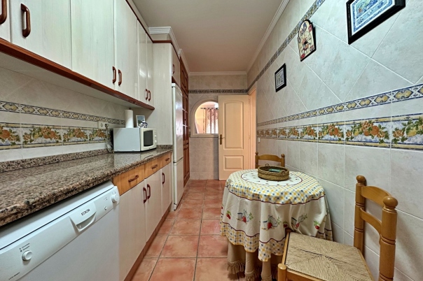 4 bed semi_detached_house in Benitachell