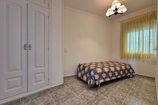 4 bed semi_detached_house in Benitachell