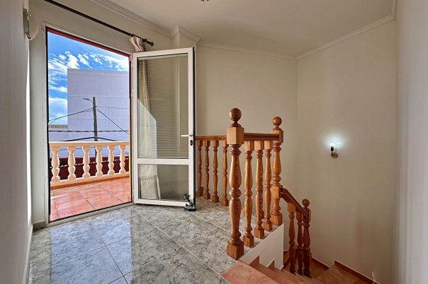 4 bed semi_detached_house in Benitachell