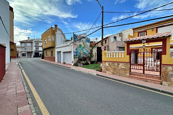 4 bed semi_detached_house in Benitachell
