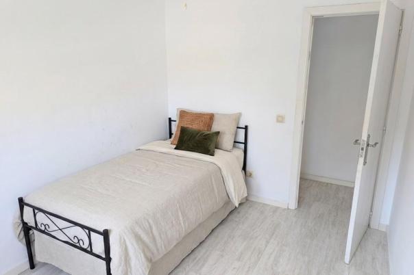 3 bed apartments - flats in Teulada
