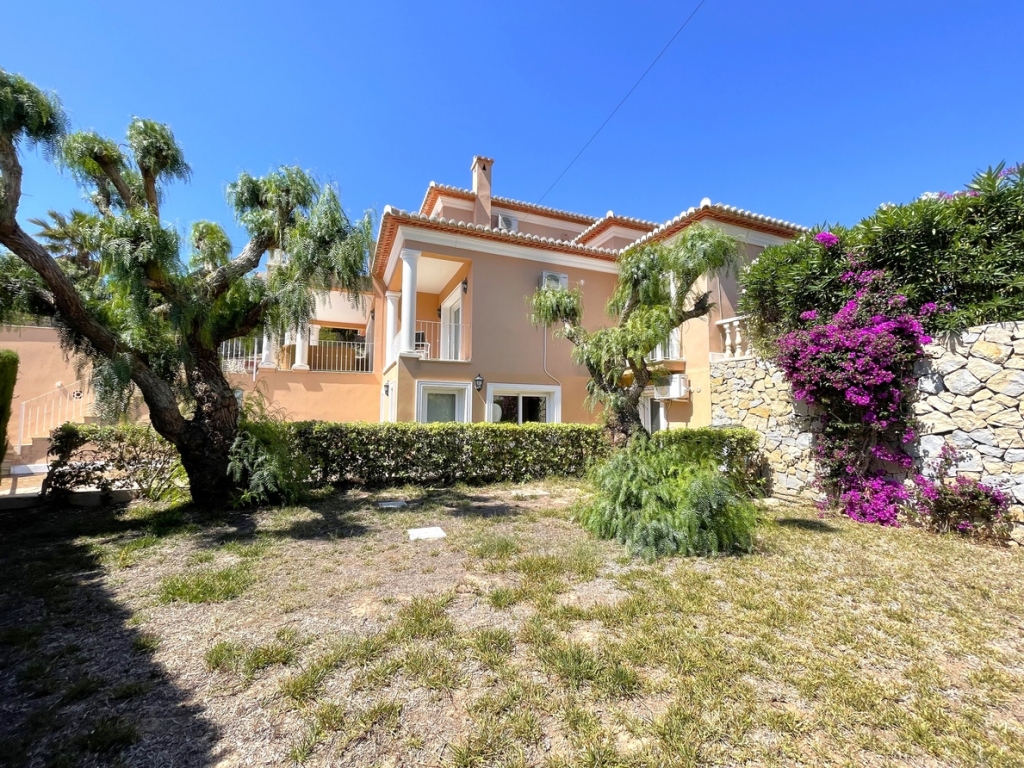 5 bed villa in Moraira