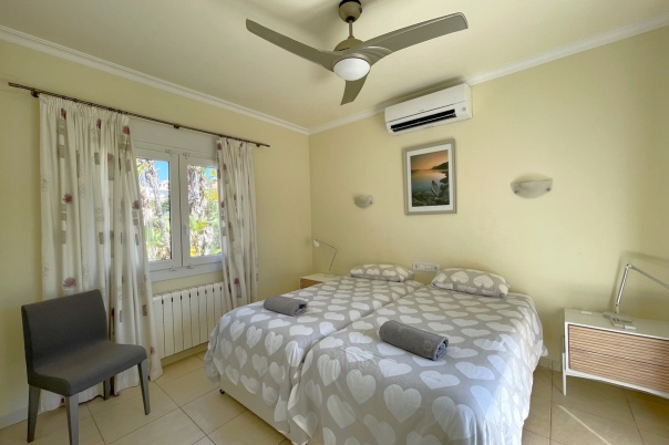 5 bed villa in Moraira
