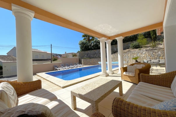 5 bed villa in Moraira