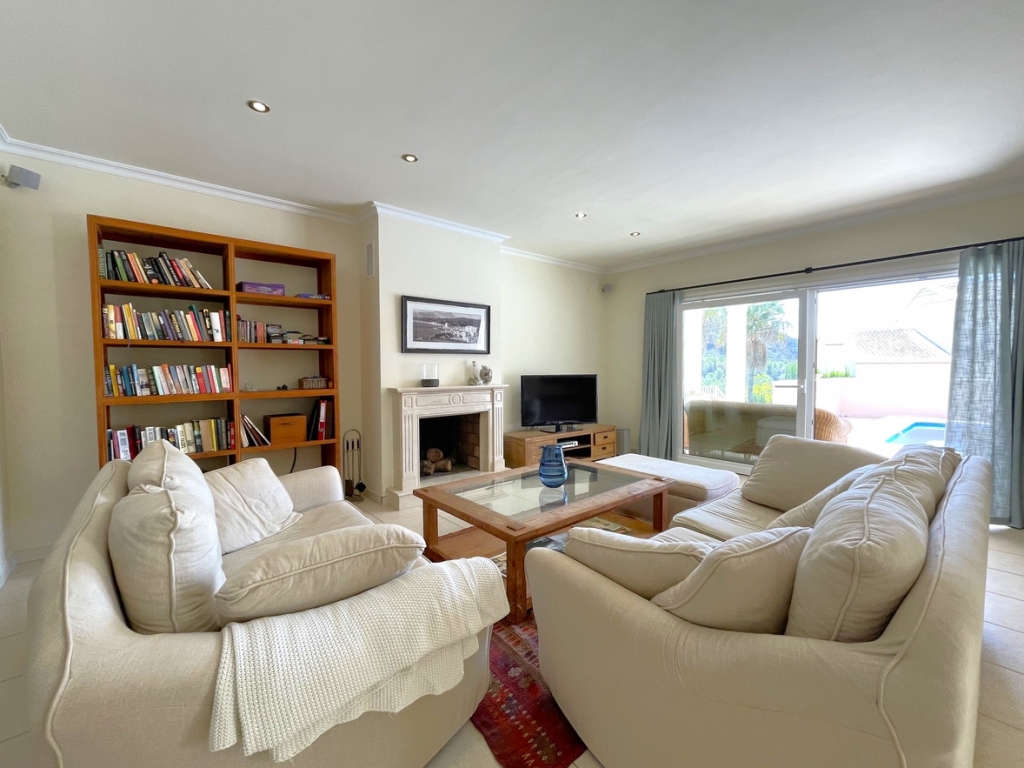 5 bed villa in Moraira