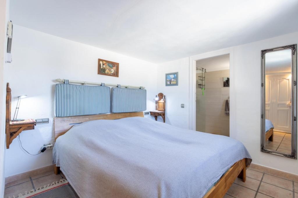 3 bed country houses - fincas in Teulada