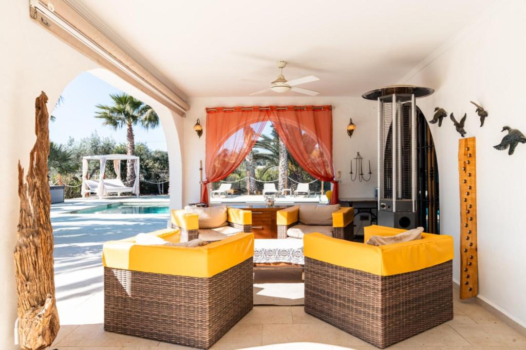3 bed country houses - fincas in Teulada