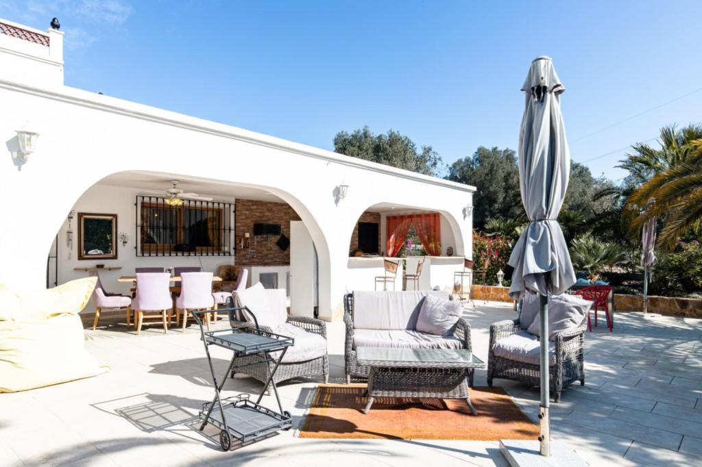 3 bed country houses - fincas in Teulada