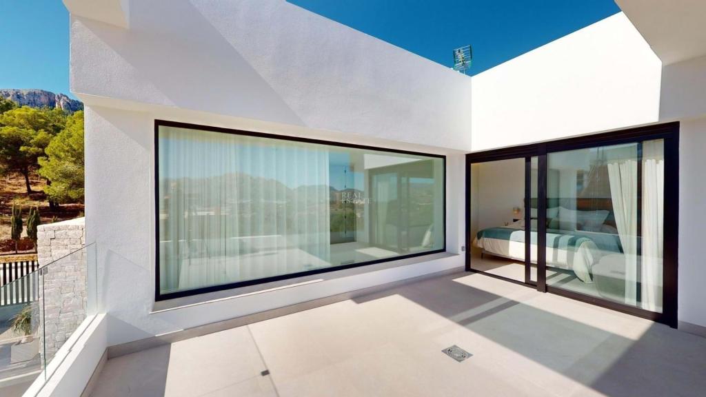 3 bed villa in Polop