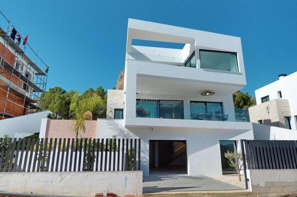 3 bed villa in Polop