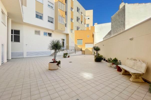 3 bed apartments - flats in Teulada