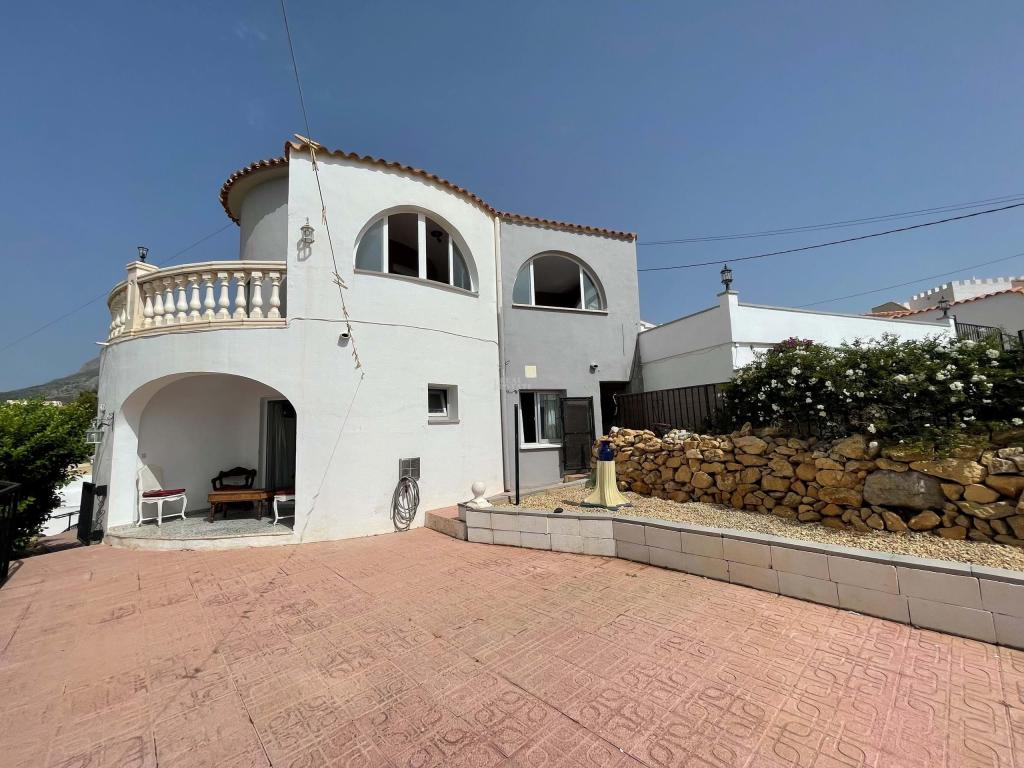 6 bed detached house in Nucia (la)