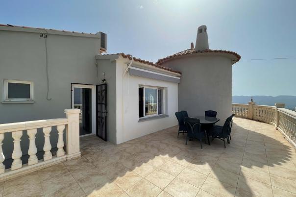 6 bed detached house in Nucia (la)