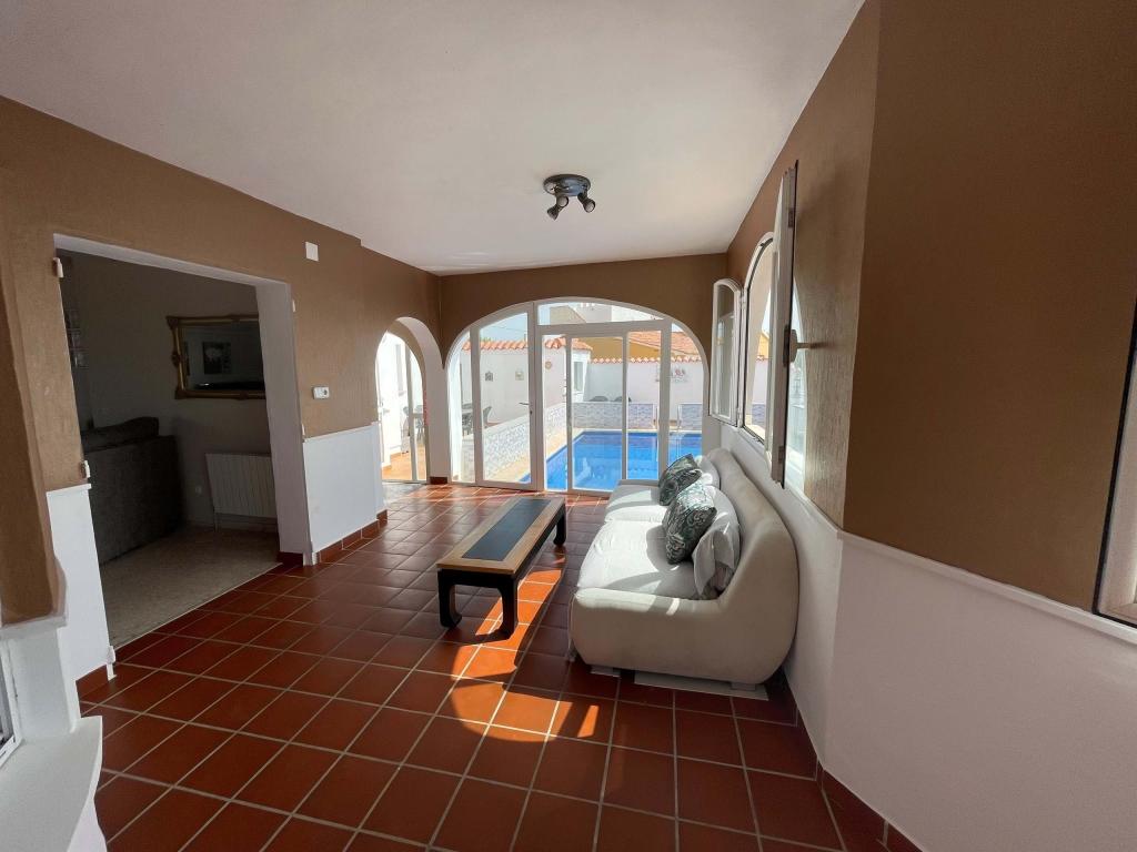 6 bed detached house in Nucia (la)