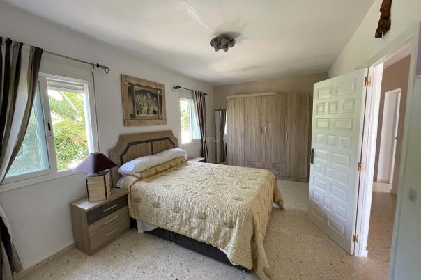 6 bed detached house in Nucia (la)