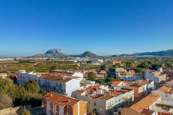 4 bed villa in Beniarbeig