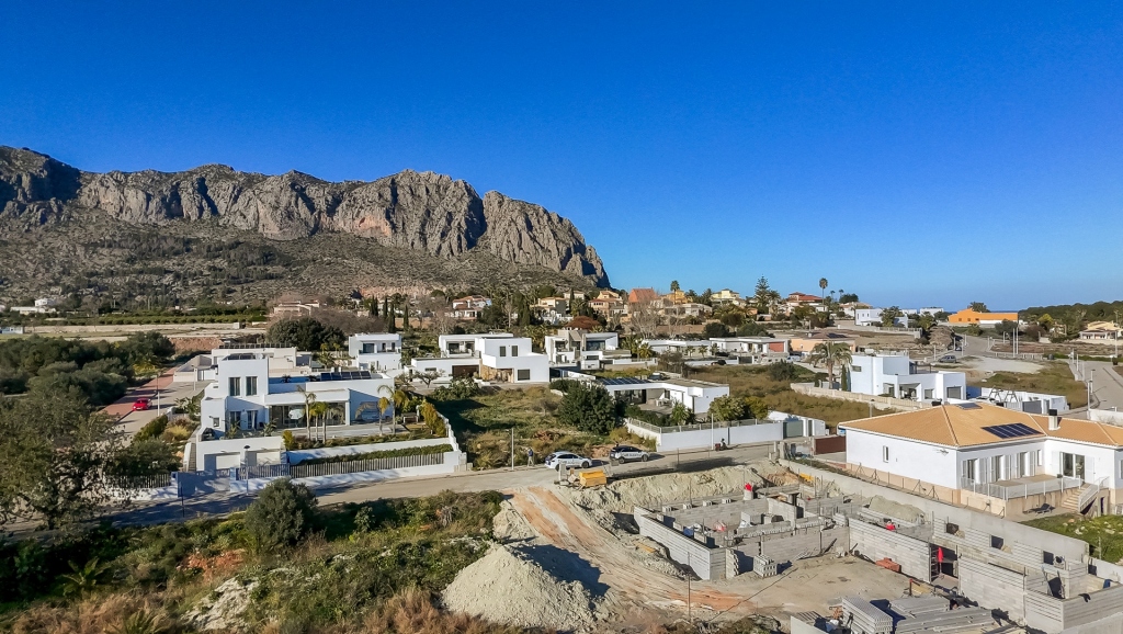 4 bed villa in Beniarbeig
