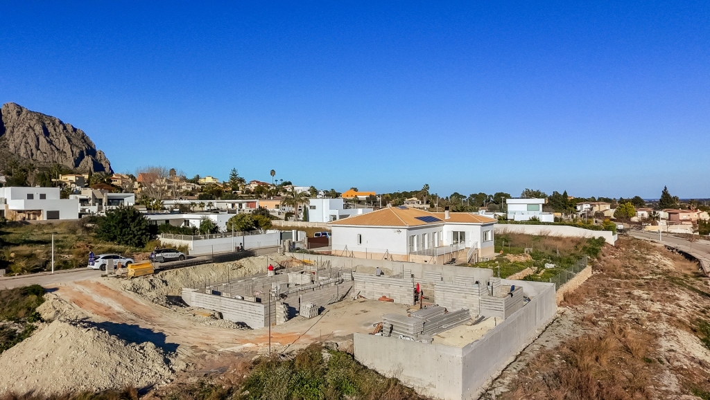 4 bed villa in Beniarbeig