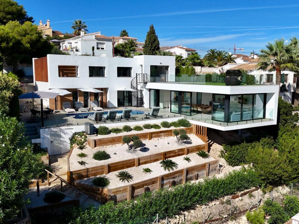 4 bed villas in Moraira