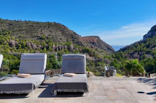 4 bed villas in Moraira
