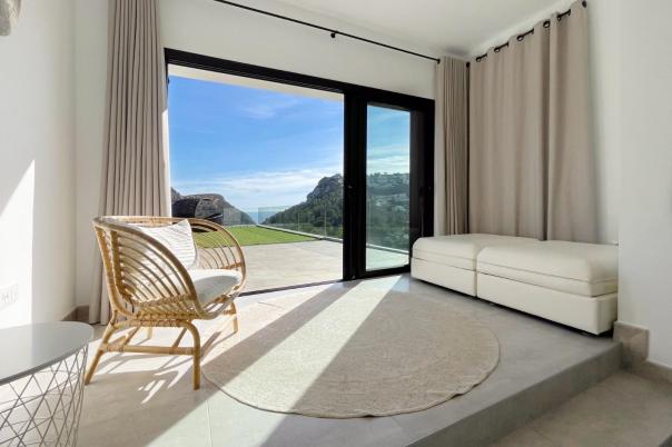 4 bed villas in Moraira