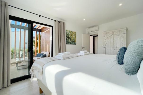 4 bed villas in Moraira
