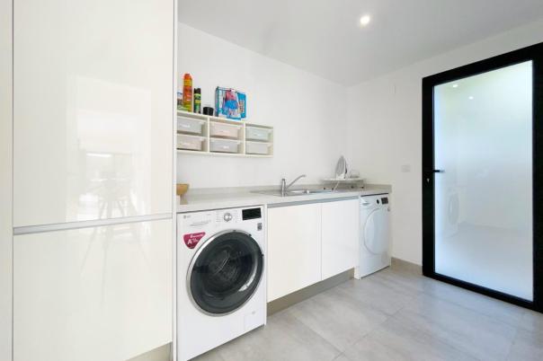 4 bed villas in Moraira