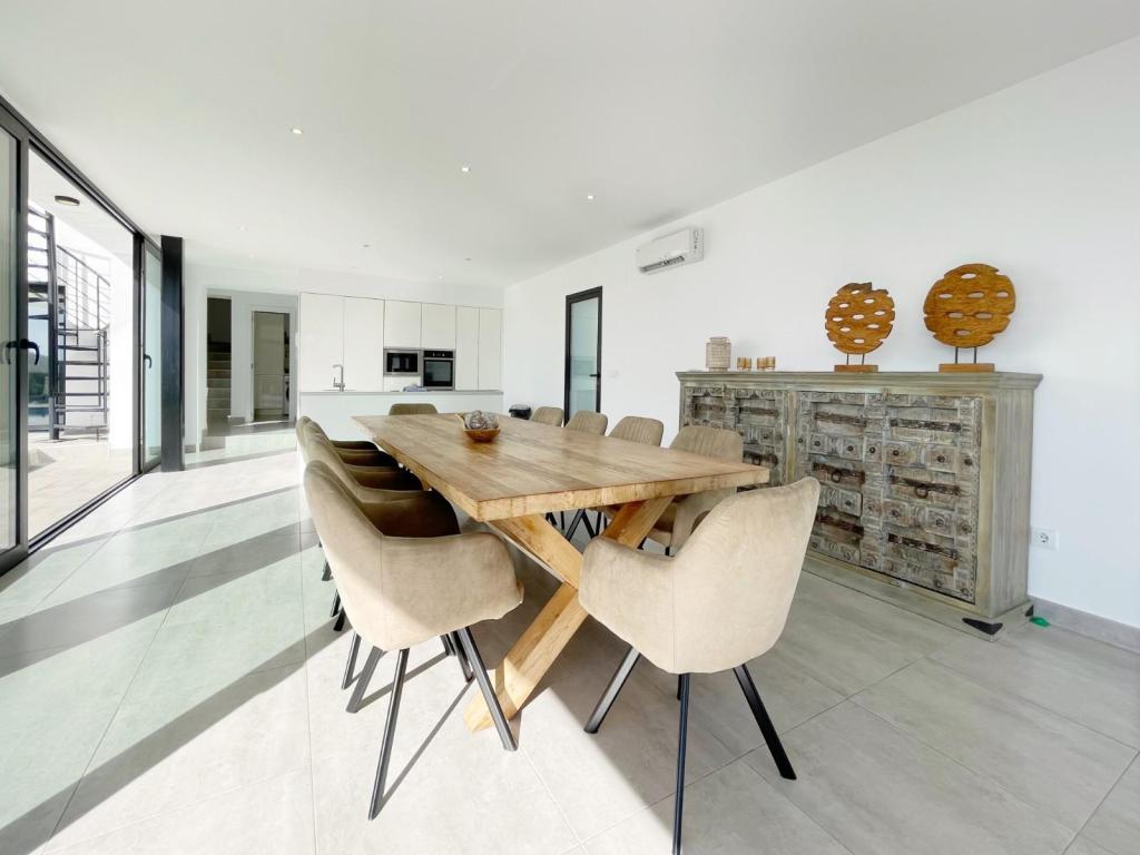 4 bed villas in Moraira