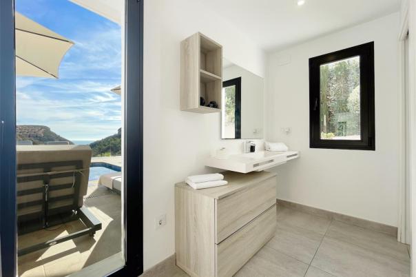 4 bed villas in Moraira