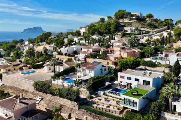 4 bed villas in Moraira