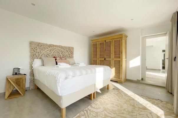4 bed villas in Moraira