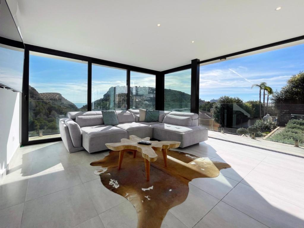 4 bed villas in Moraira