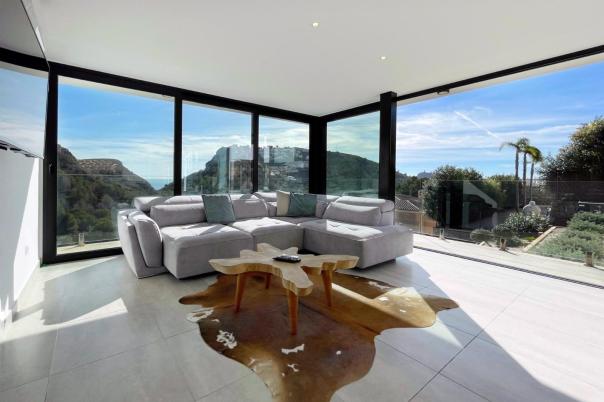 4 bed villas in Moraira