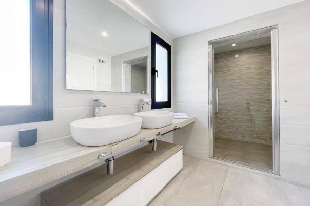 4 bed villas in Moraira