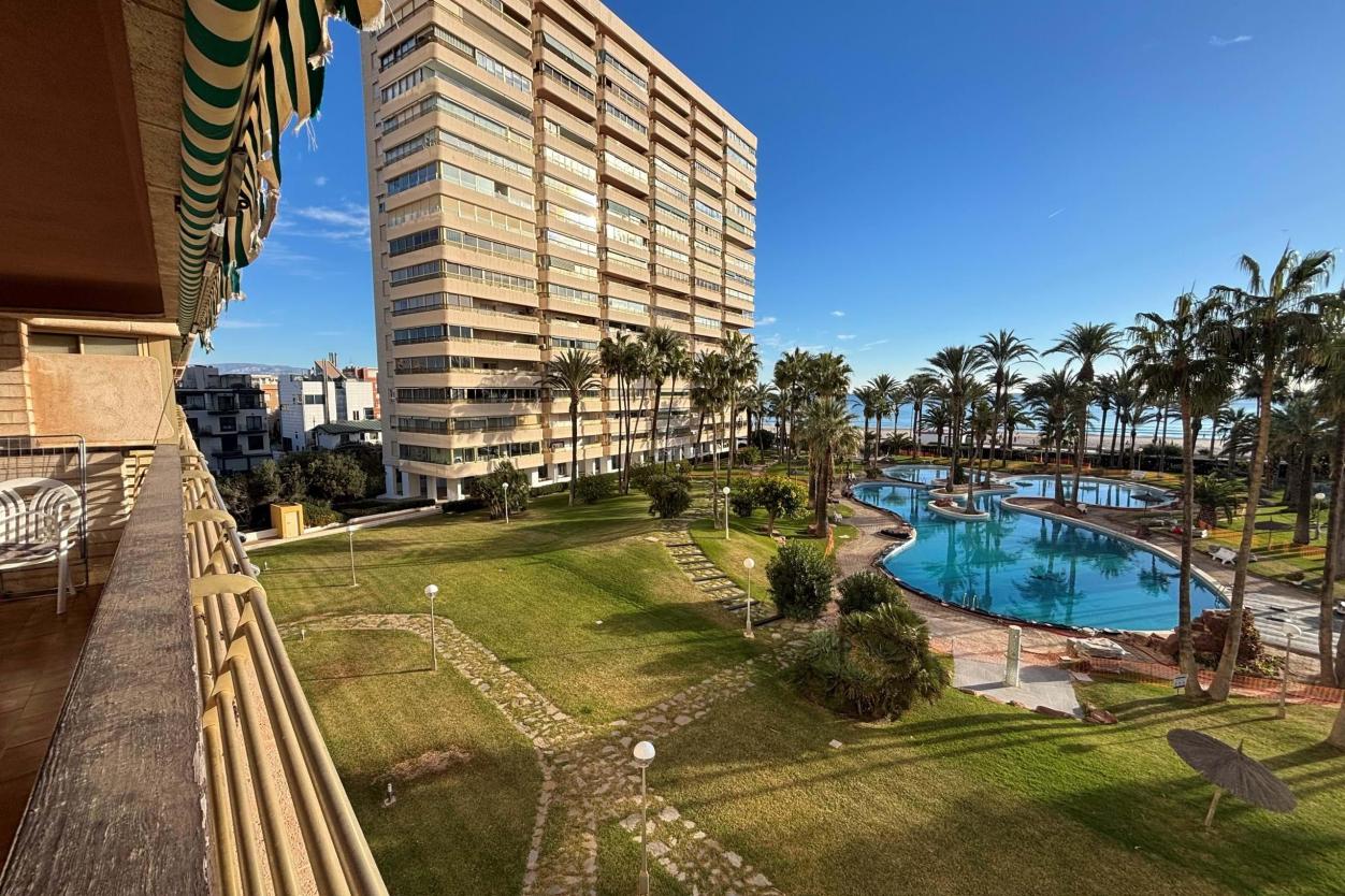 3 bed apartment in Campello (el)