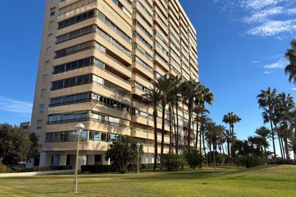 3 bed apartment in Campello (el)