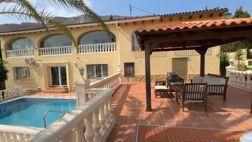 4 bed casa / chalet in Calpe / Calp