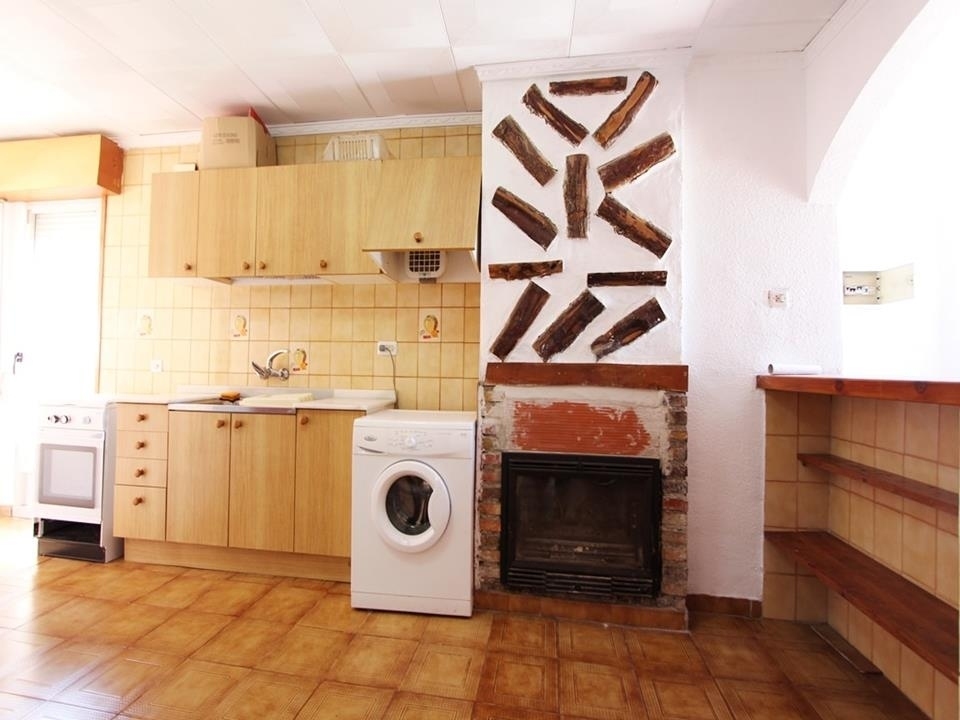 4 bed commercial_premises in Orba