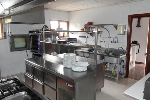 4 bed commercial_premises in Orba