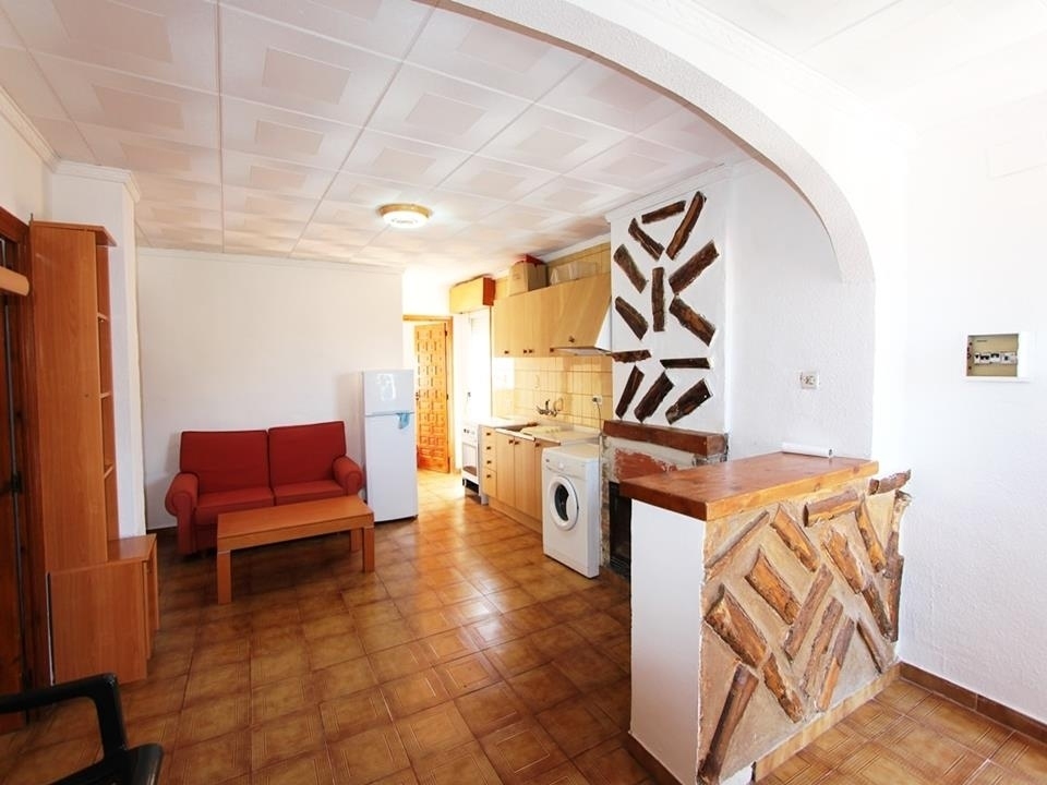 4 bed commercial_premises in Orba