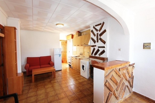 4 bed commercial_premises in Orba