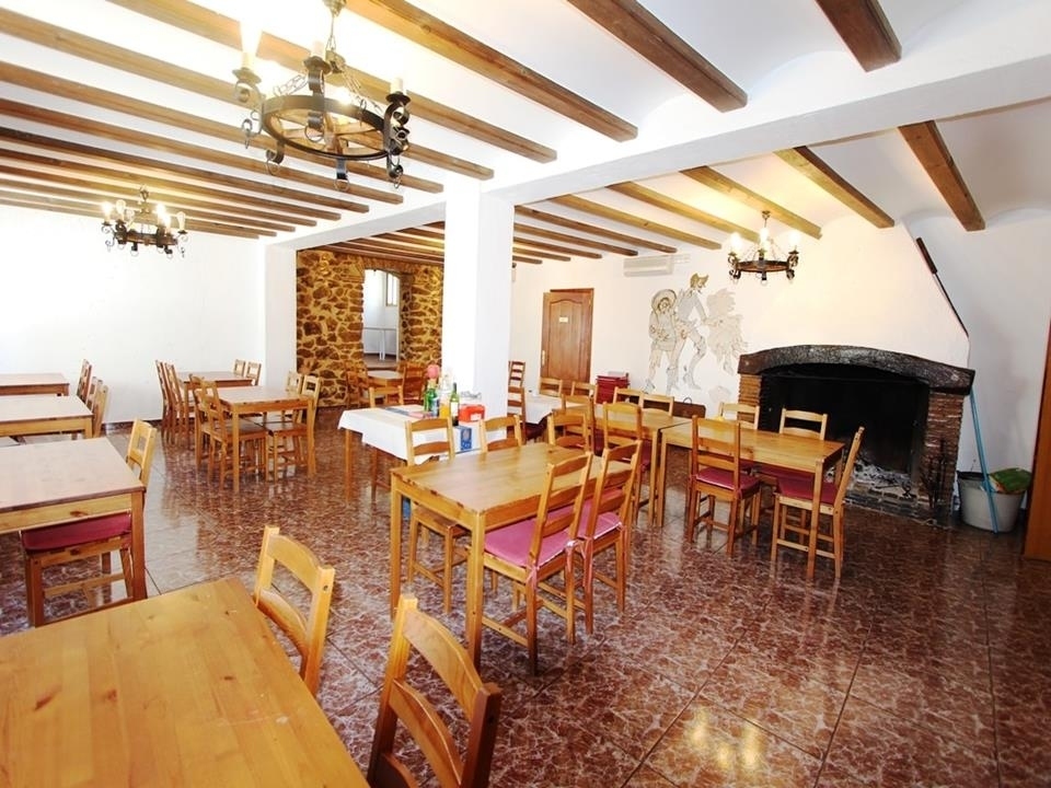 4 bed commercial_premises in Orba