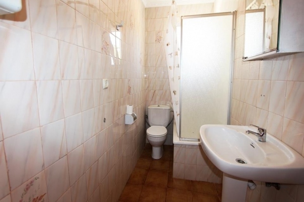 4 bed commercial_premises in Orba