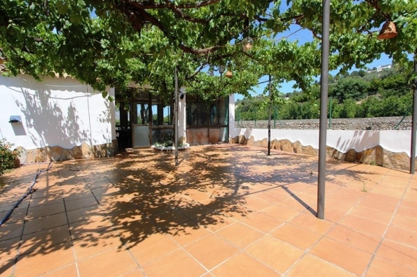 4 bed commercial_premises in Orba